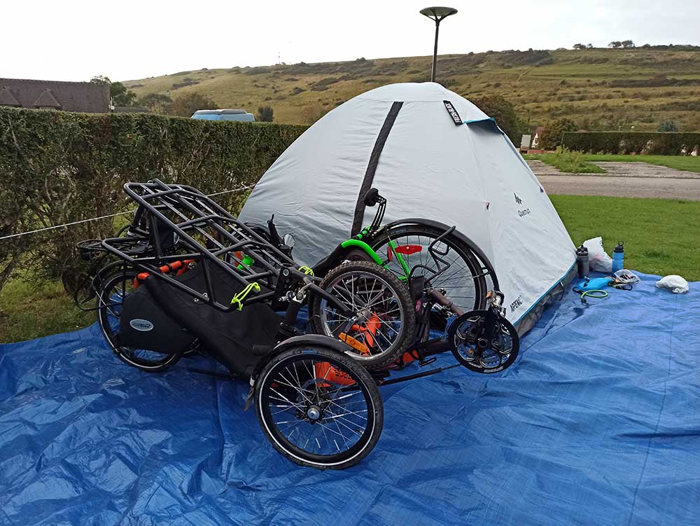 Camping de Criel sur Mer - rangement des vélos le soir