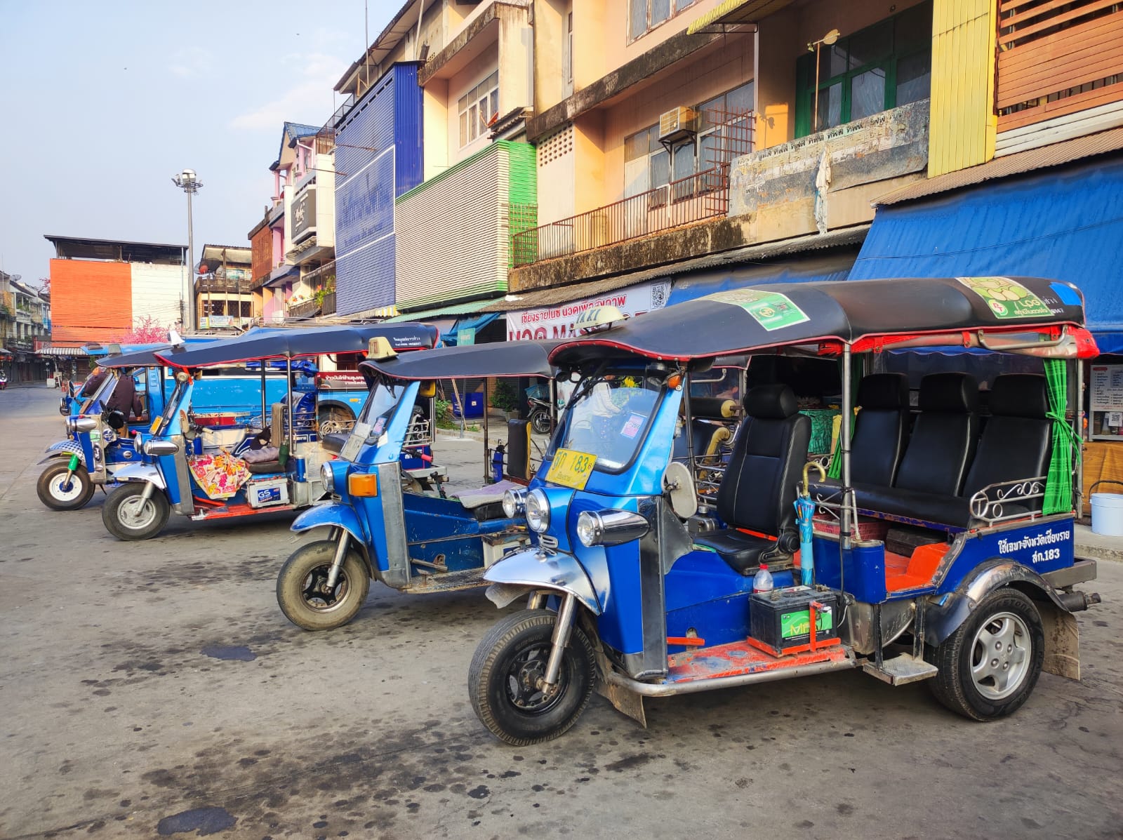 prendre un tuk tuk en Thaïlande