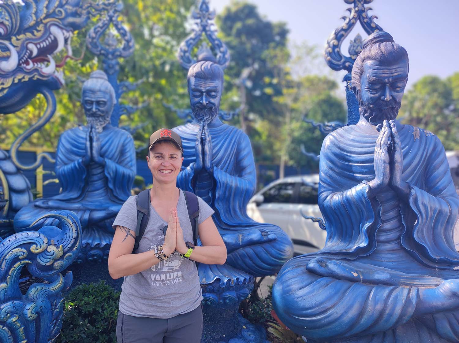 Wat Rong Suea Ten - temple bleu- Chiang Raï