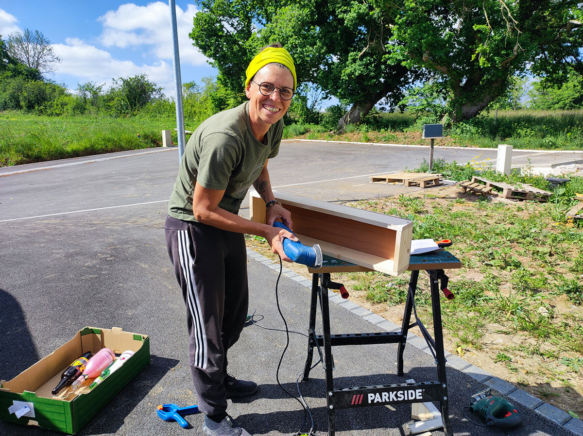 aménagement Van - niche dans paroies latérales aménagement Van - niche dans paroies latérales