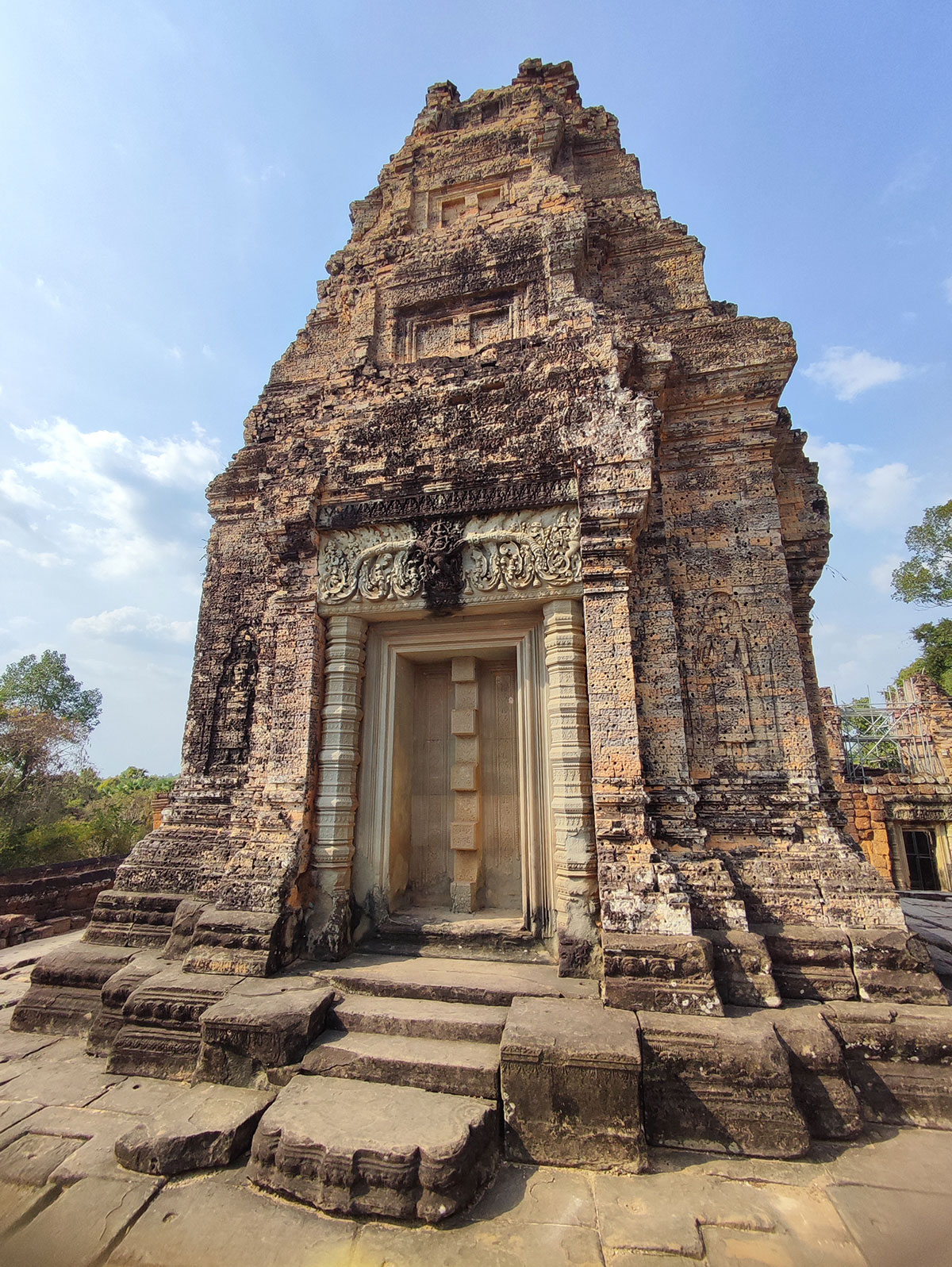 Neak Poan Temple