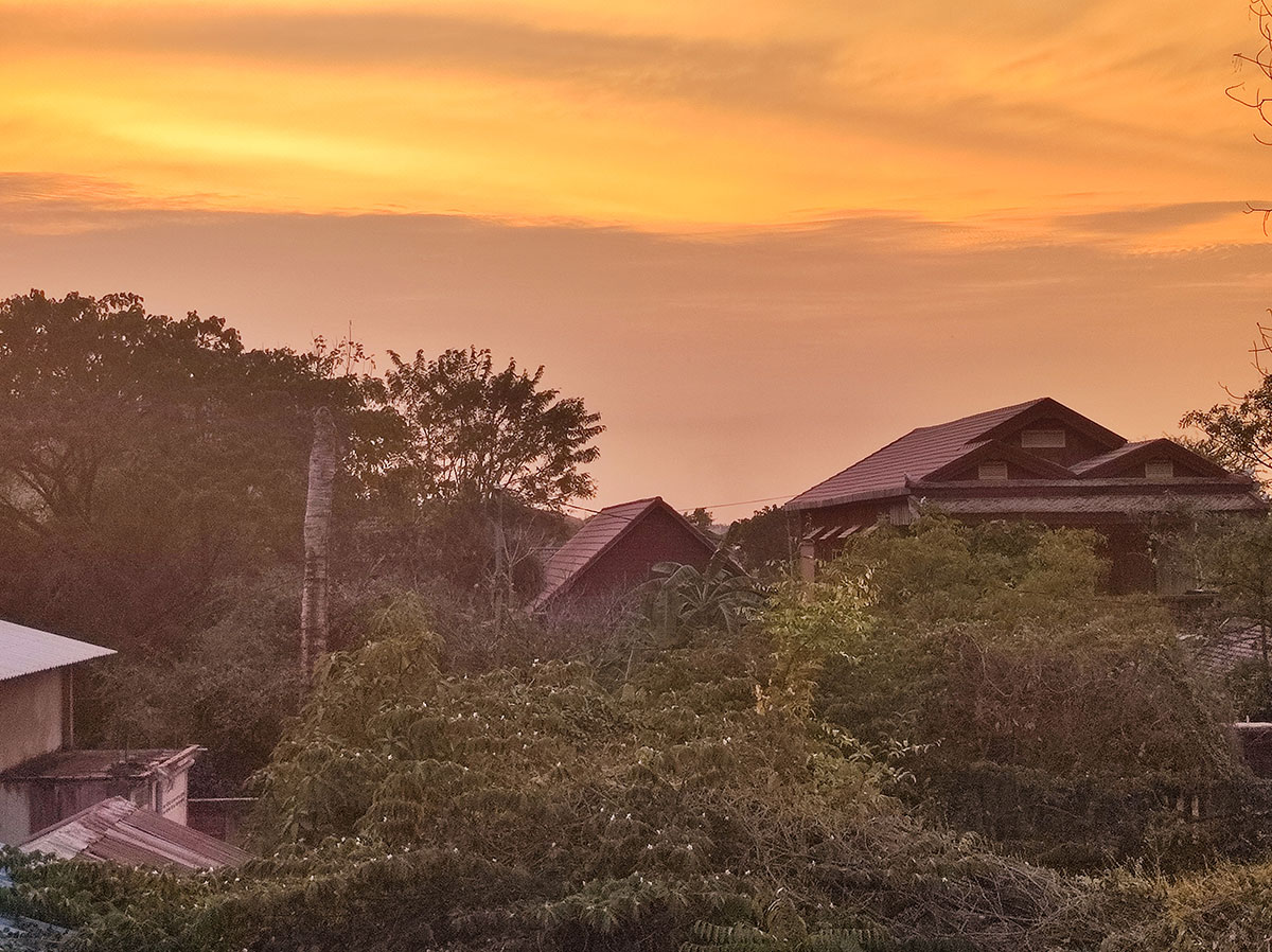vue de l'hotel, Battambang